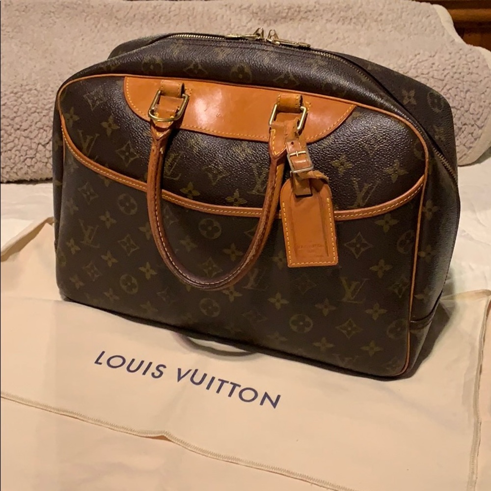 Louis Vuitton Deauville Monogram Canvas + dust bag